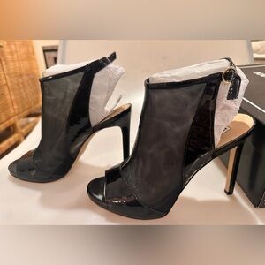 NWT/NIB Karl Lagerfeld Black Stiletto Mesh Heels - 7.5